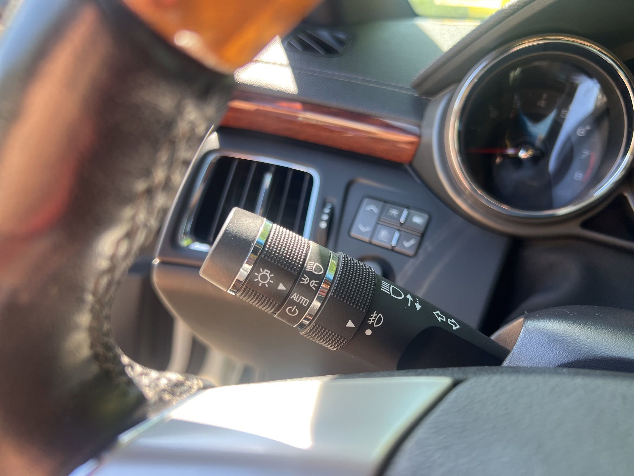 Used 2014 Cadillac CTS Performance w/ Performance Luxury Package RWD image 21