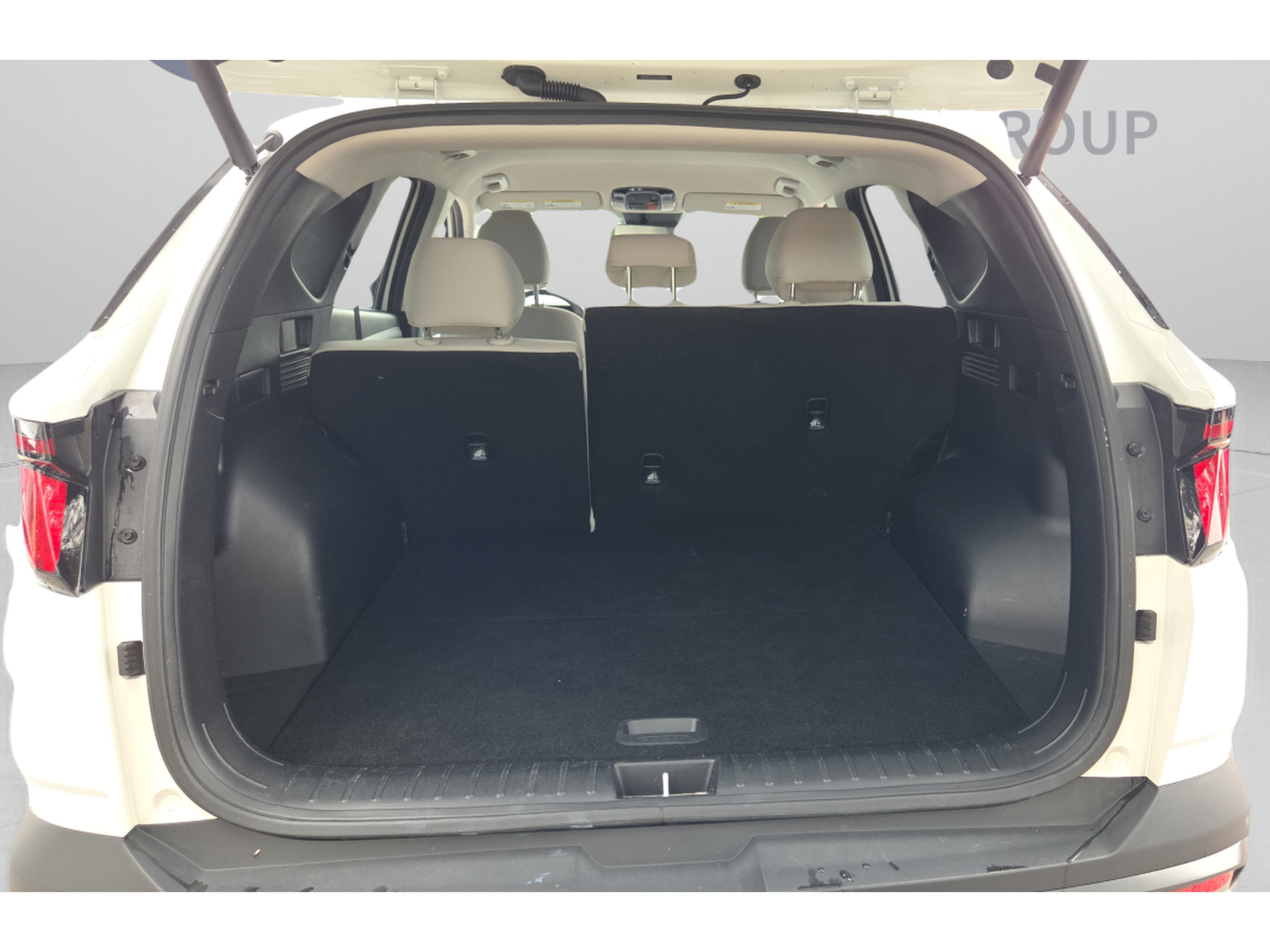 Used 2025 Hyundai Tucson SEL FWD image 13