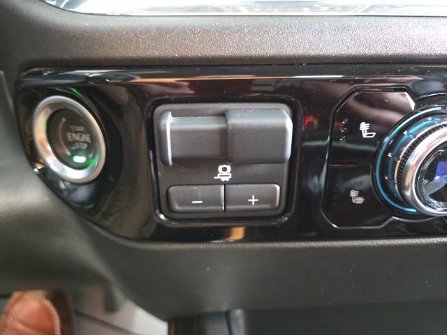 Used 2023 GMC Sierra 1500 Elevation AWD/4WD image 10