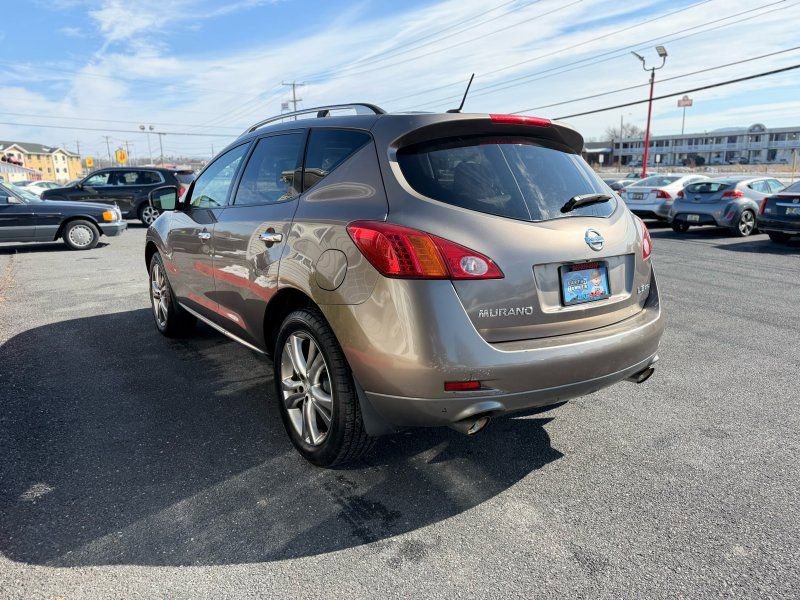 Used 2010 Nissan Murano LE w/ Navigation Pkg image 6