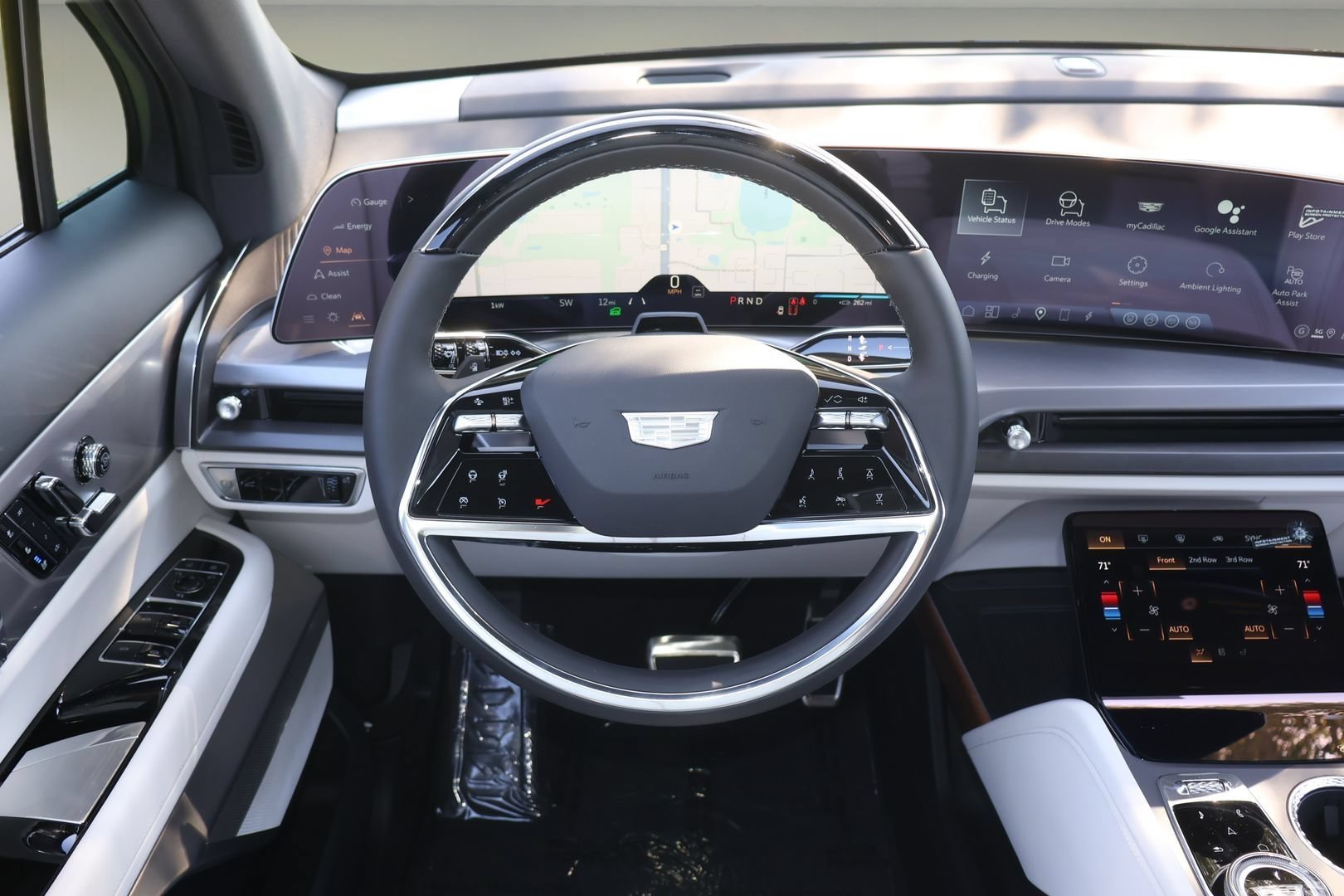 New 2026 Cadillac Vistiq Luxury AWD/4WD image 14
