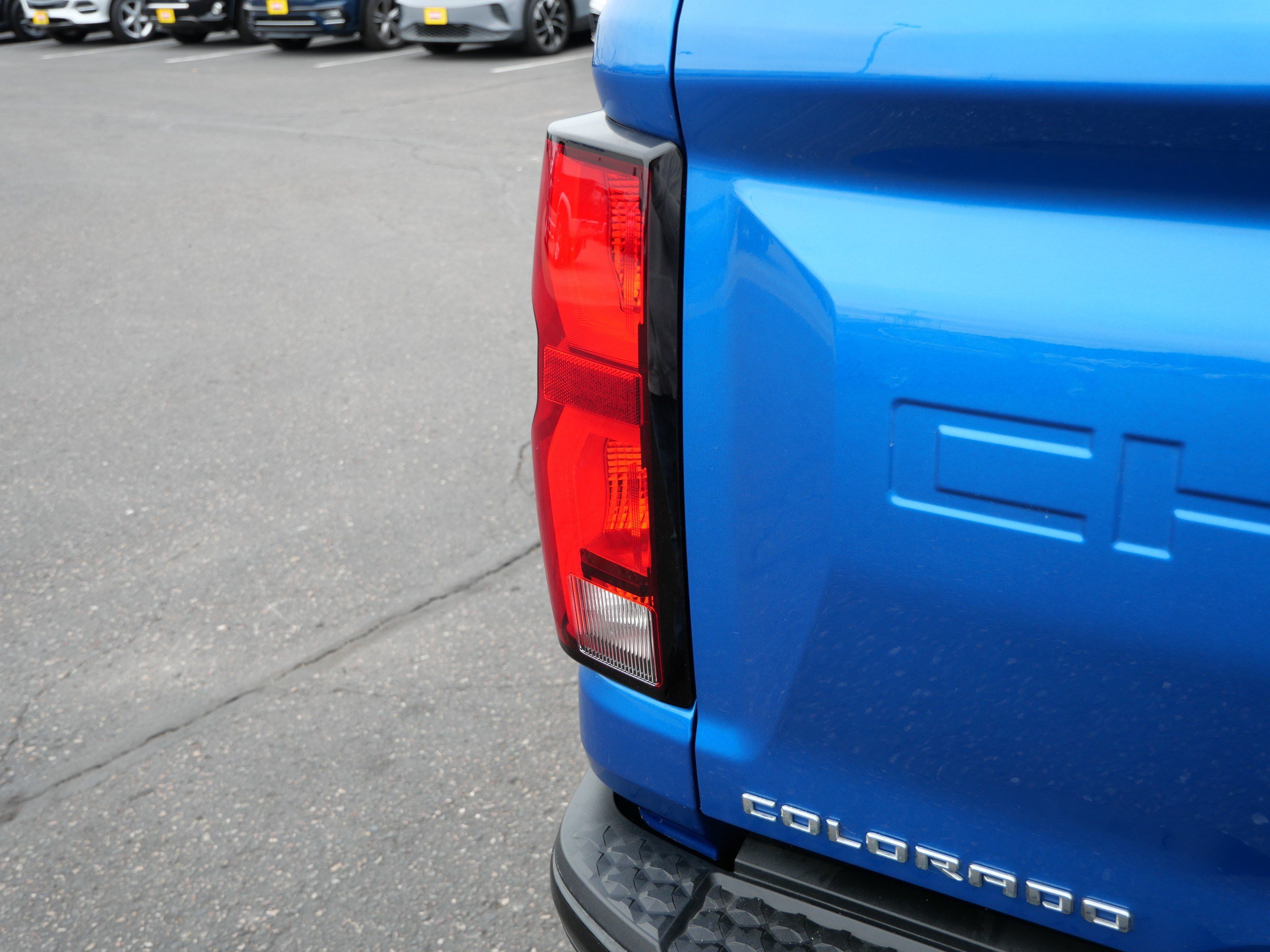 Used 2023 Chevrolet Colorado ZR2 w/ ZR2 Convenience Package III AWD/4WD image 17