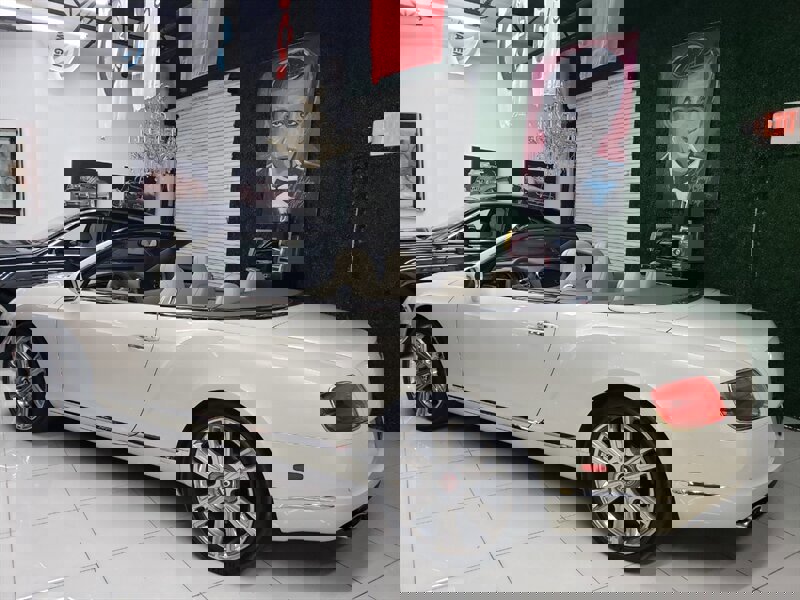 Used 2015 Bentley Continental GT image 46