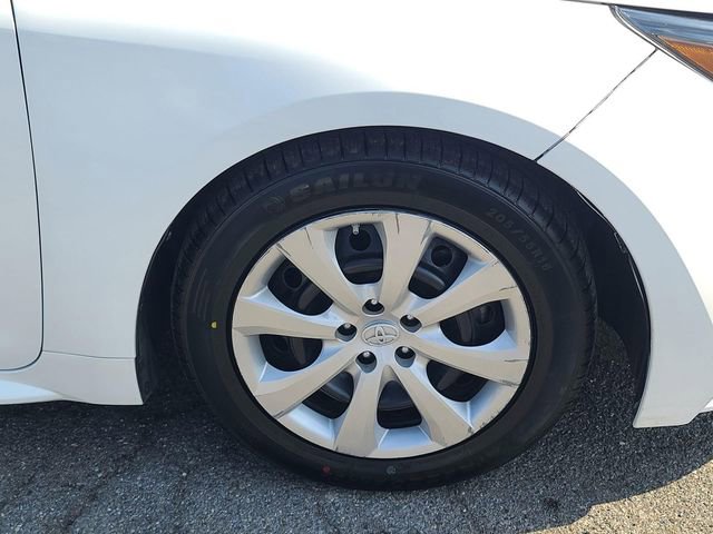 Used 2023 Toyota Corolla LE FWD image 30