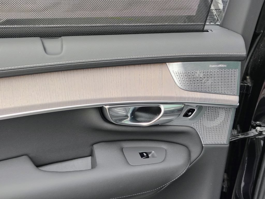 New 2026 Volvo XC90 B6 Ultra w/ Lounge Package AWD/4WD image 18