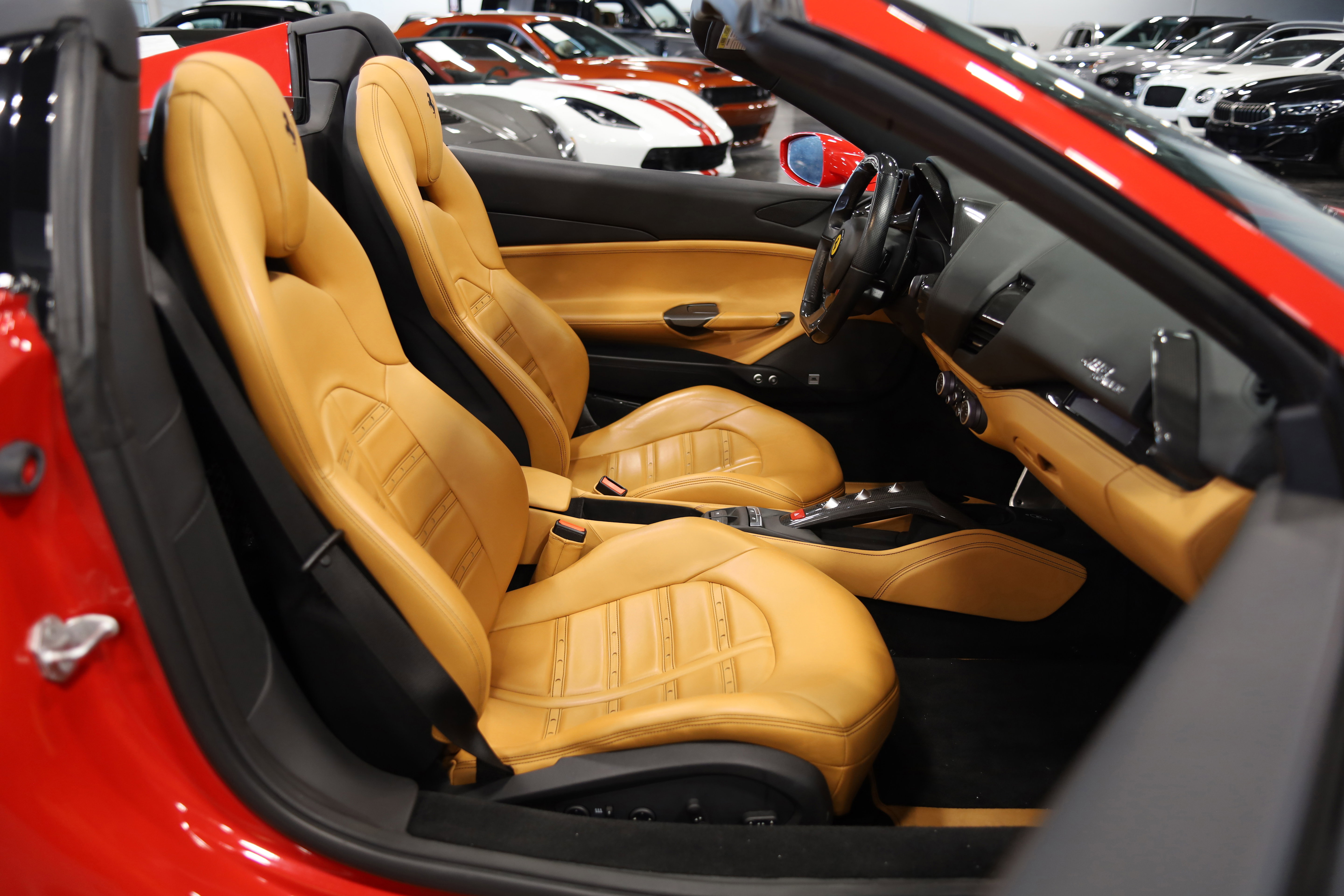 Used 2019 Ferrari 488 Spider image 27