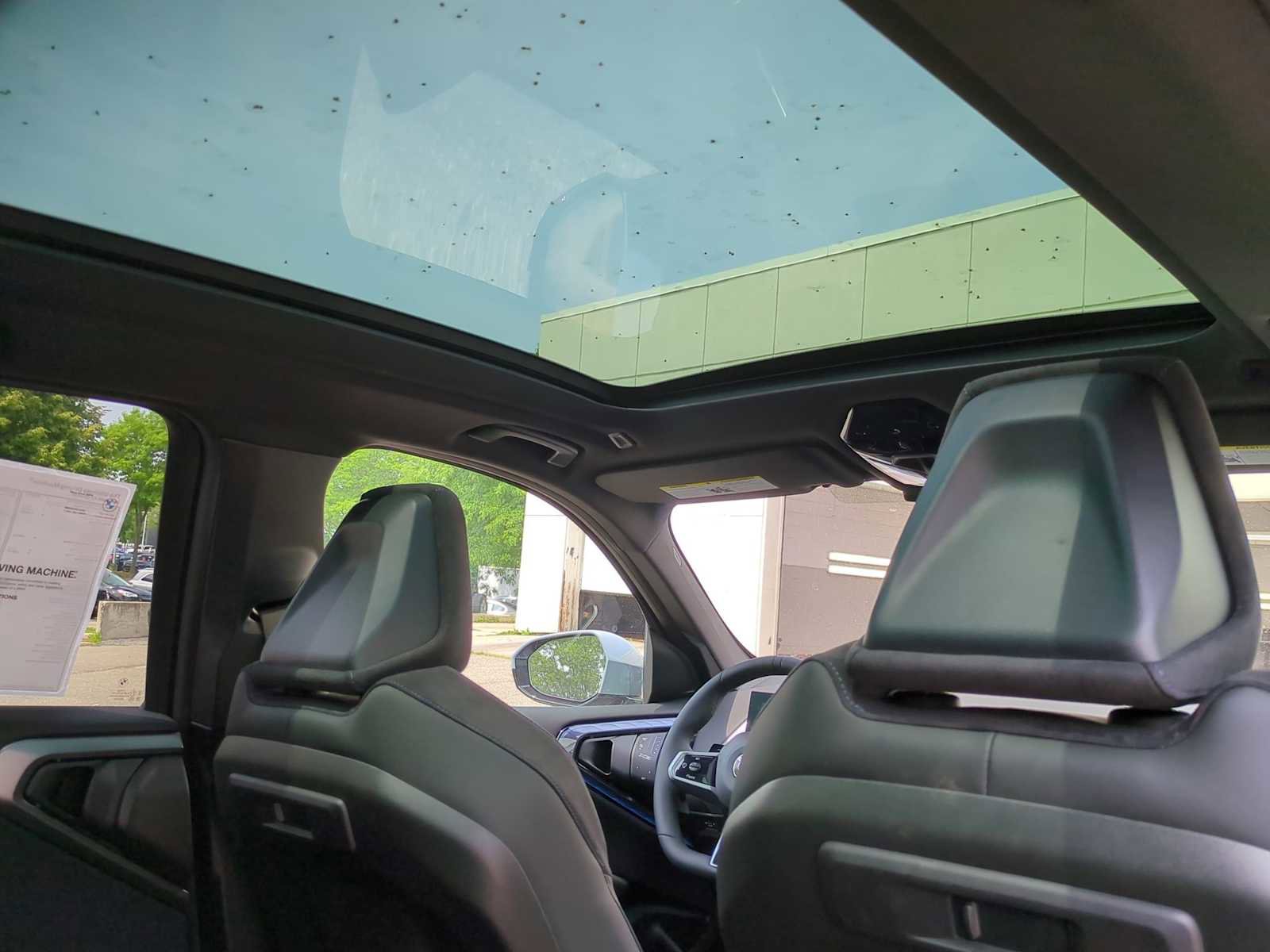 Used 2025 BMW X3 xDrive30i w/ Premium Package image 23