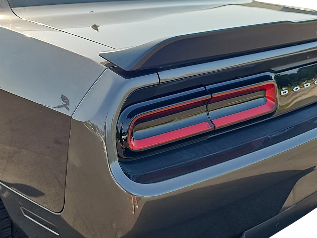 Used 2020 Dodge Challenger R/T Scat Pack w/ Driver Convenience Group RWD image 33