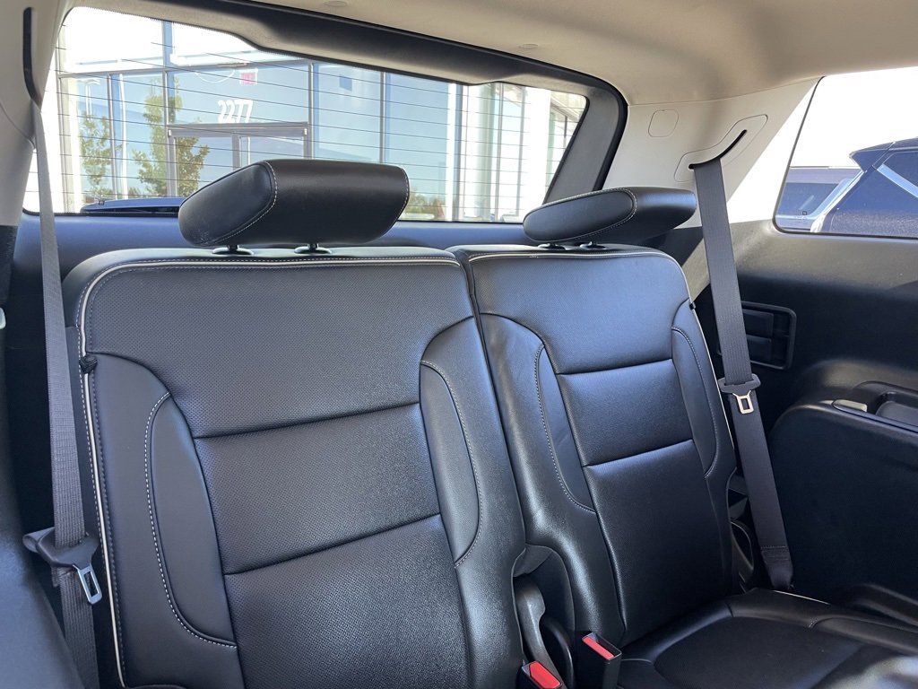 Used 2023 GMC Acadia Denali w/ Trailering Package image 28