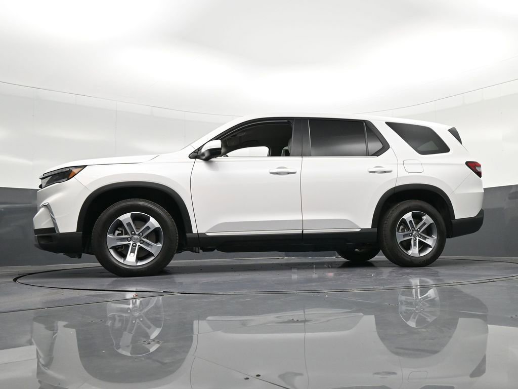 Used 2025 Honda Pilot EX-L image 36