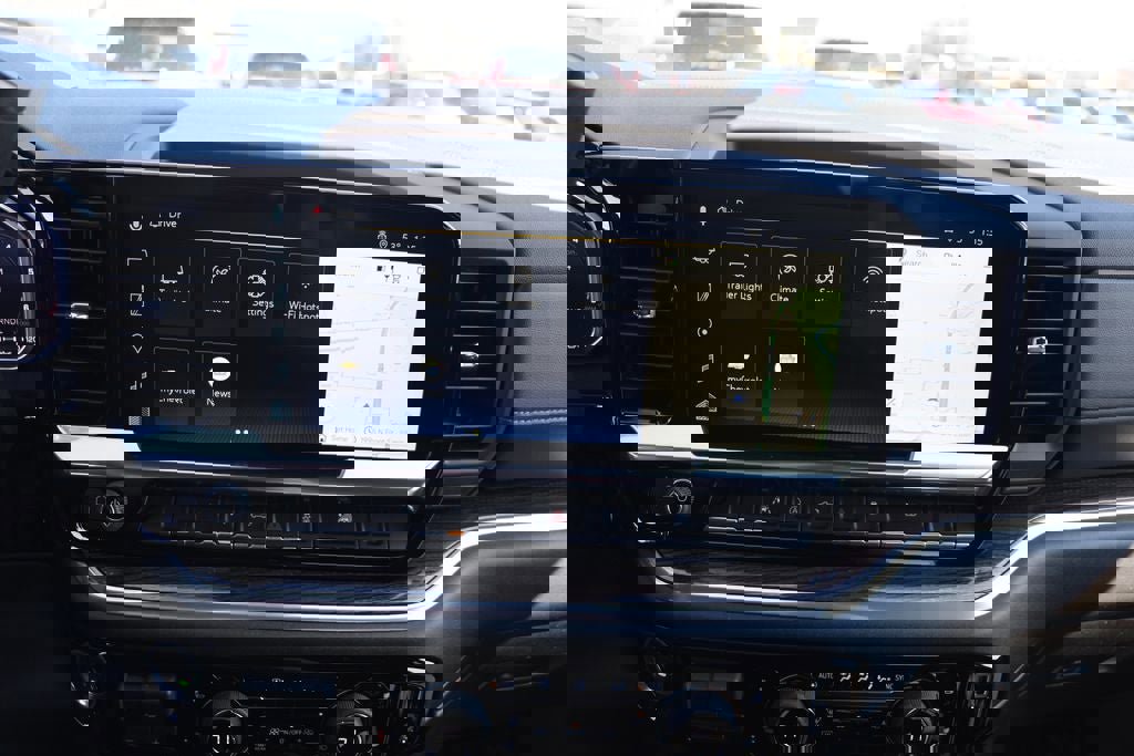 Used 2026 Chevrolet Silverado 1500 LT AWD/4WD image 18