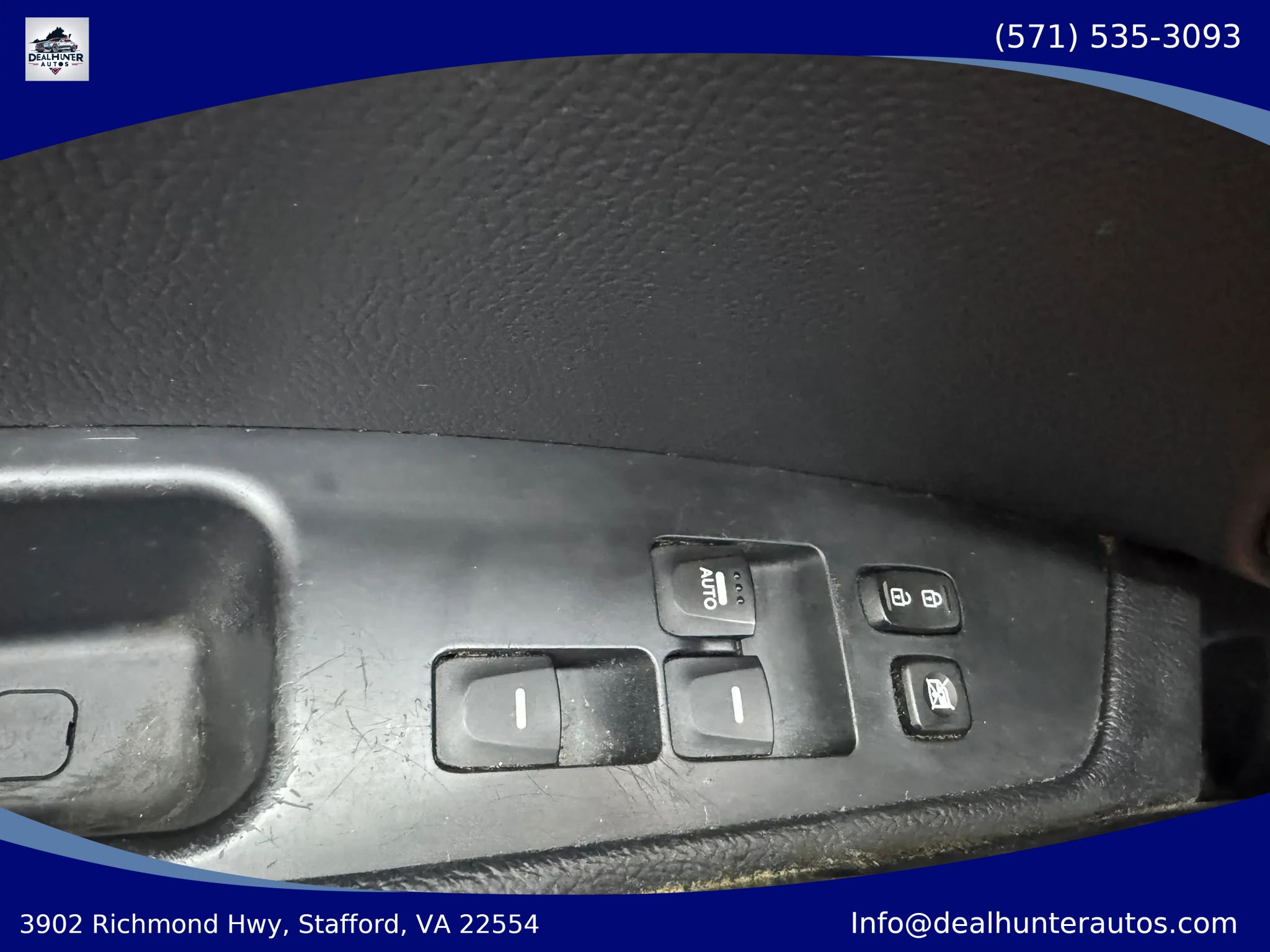 Used 2015 Hyundai Veloster Turbo FWD image 16