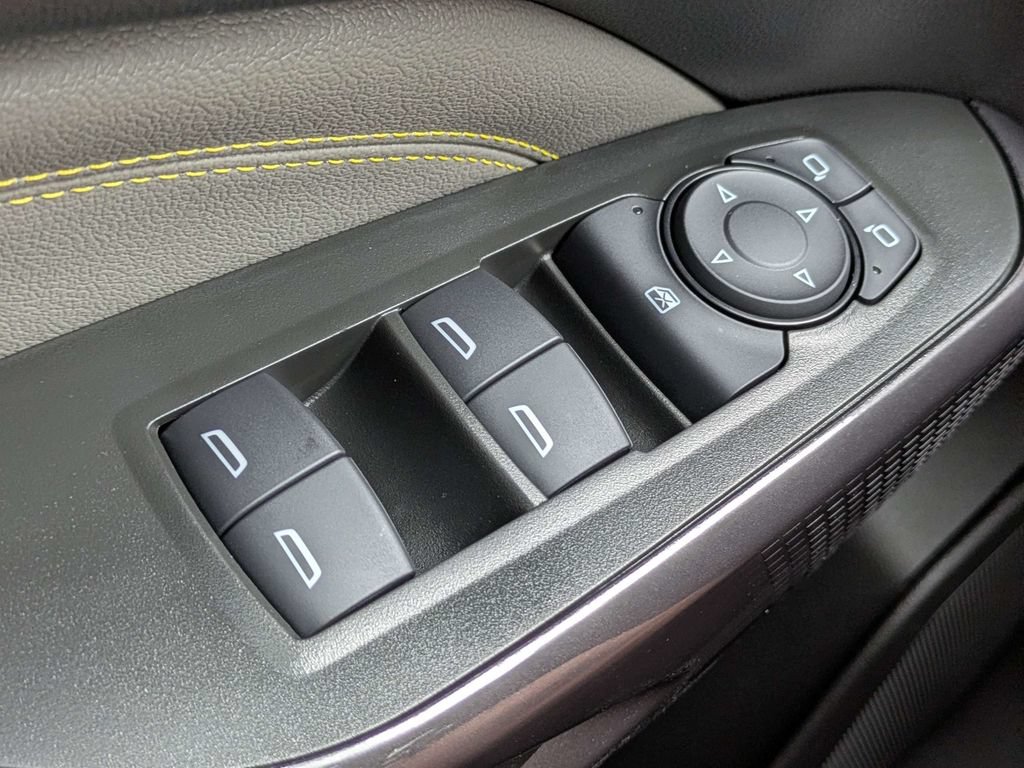 Used 2026 Chevrolet Trax ACTIV w/ Driver Confidence Package FWD image 24