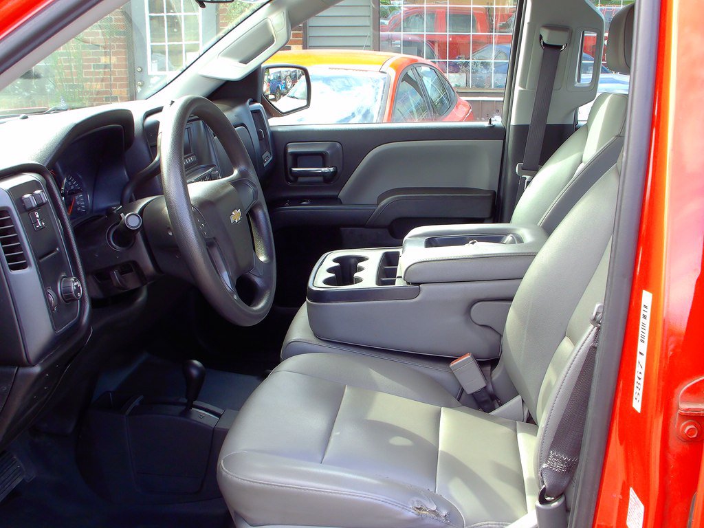Used 2017 Chevrolet Silverado 1500 W/T AWD/4WD image 7