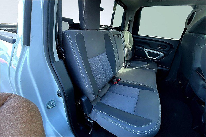 Used 2023 Nissan Titan SV RWD image 29