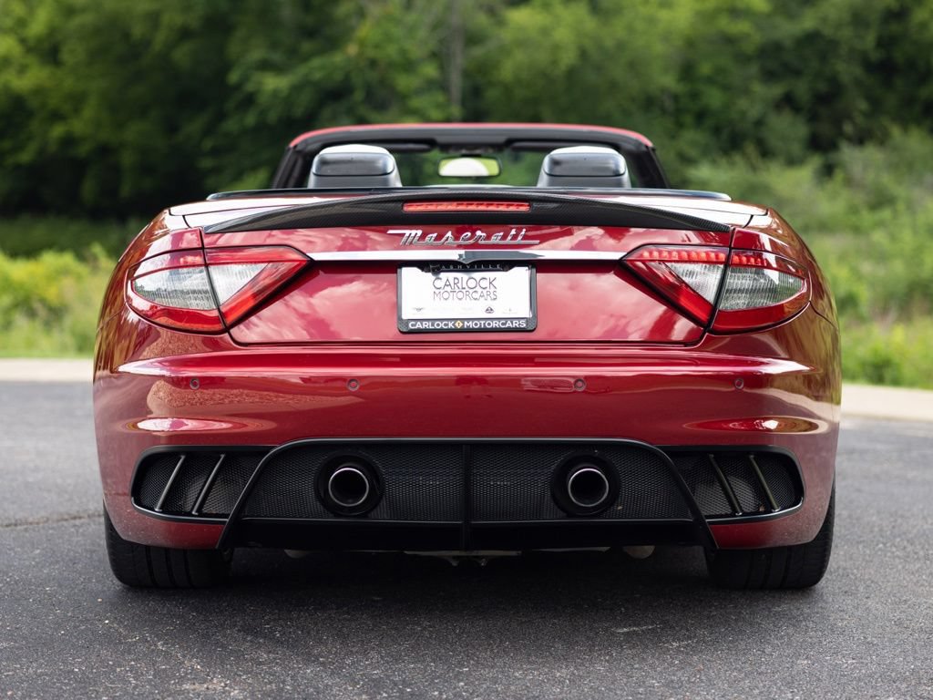 Used 2017 Maserati GranTurismo Convertible RWD image 5