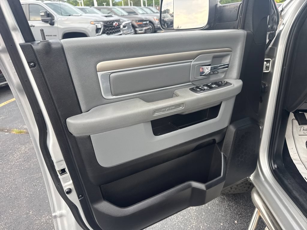 Used 2017 RAM 2500 Big Horn AWD/4WD image 35