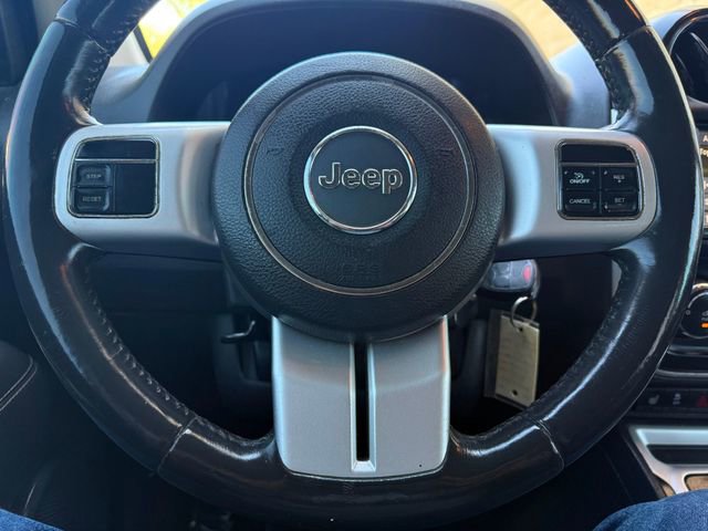 Used 2016 Jeep Compass High Altitude AWD/4WD image 11