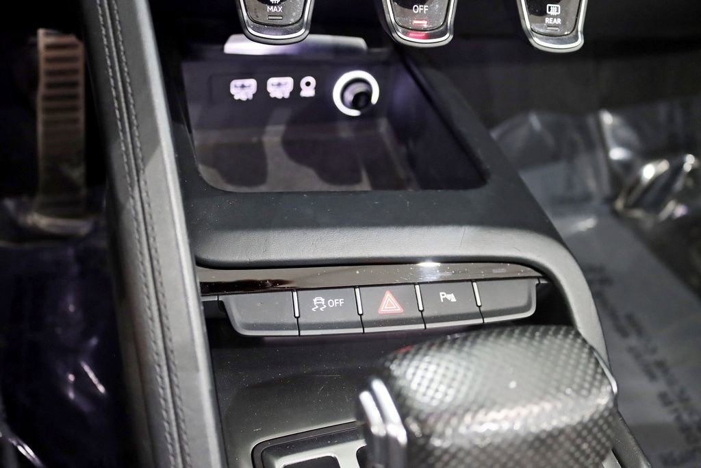 Used 2017 Audi R8 V10 AWD/4WD image 22