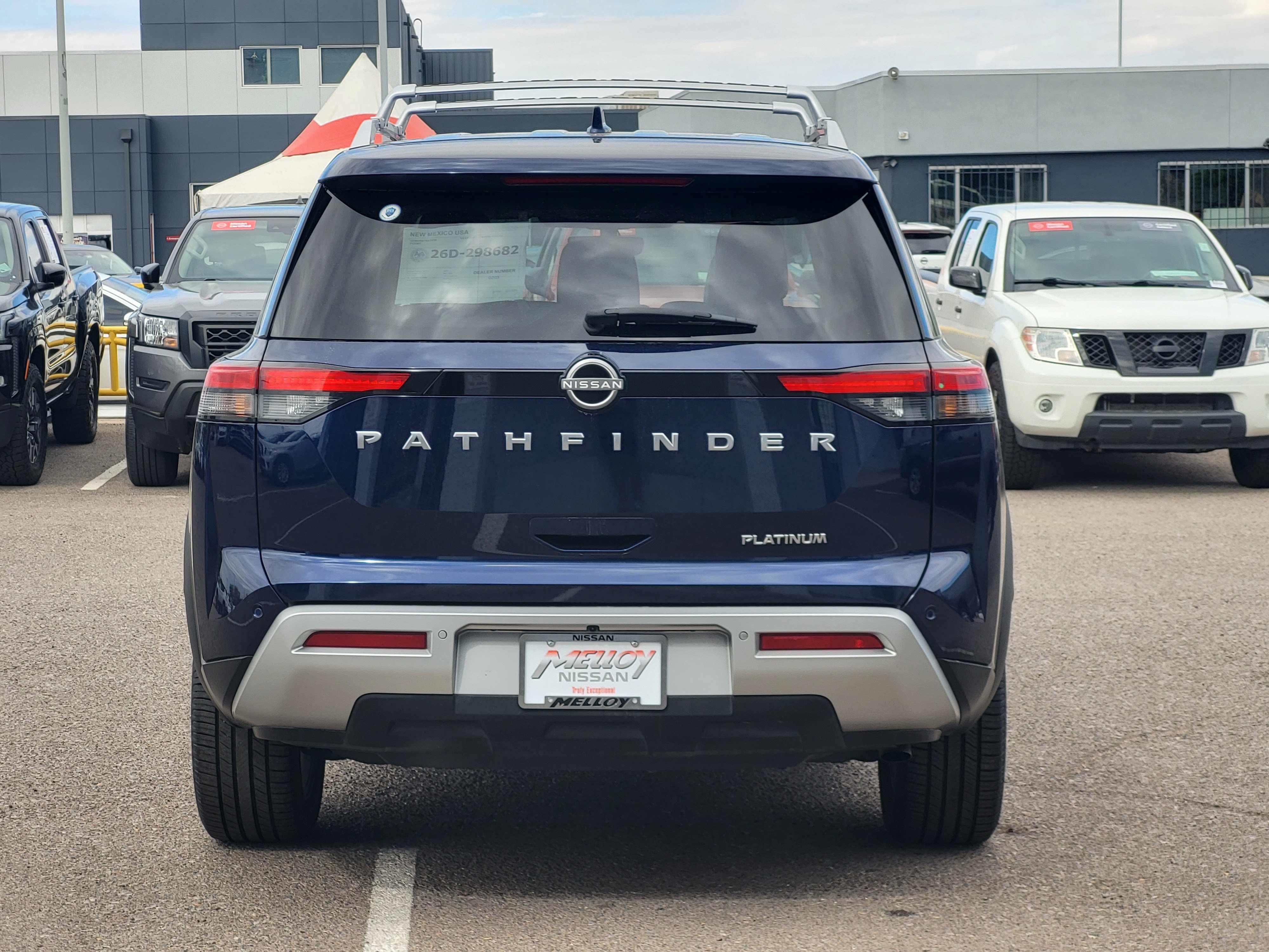 Certified 2023 Nissan Pathfinder Platinum FWD image 5