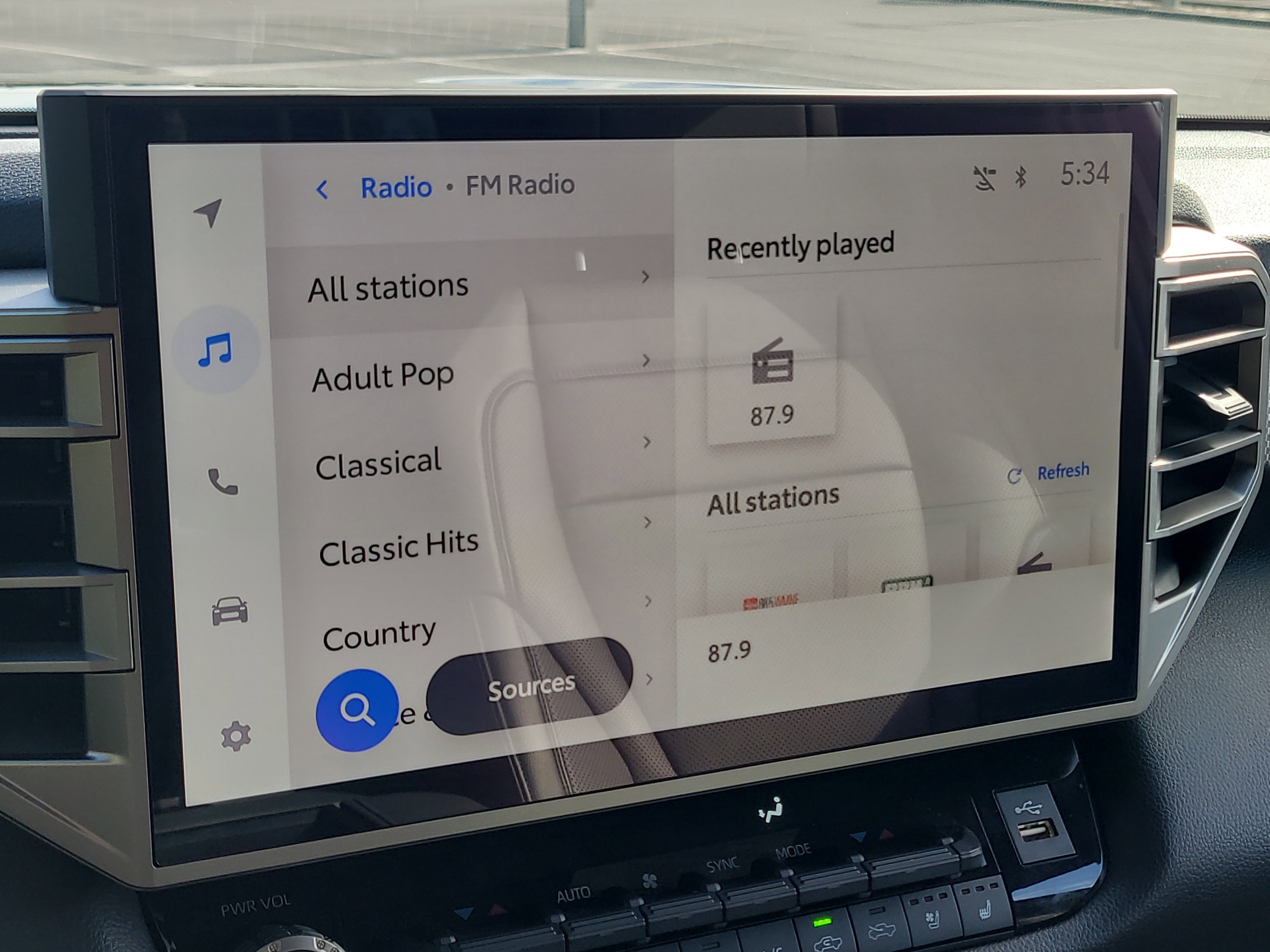 Used 2025 Toyota Tundra Limited image 25