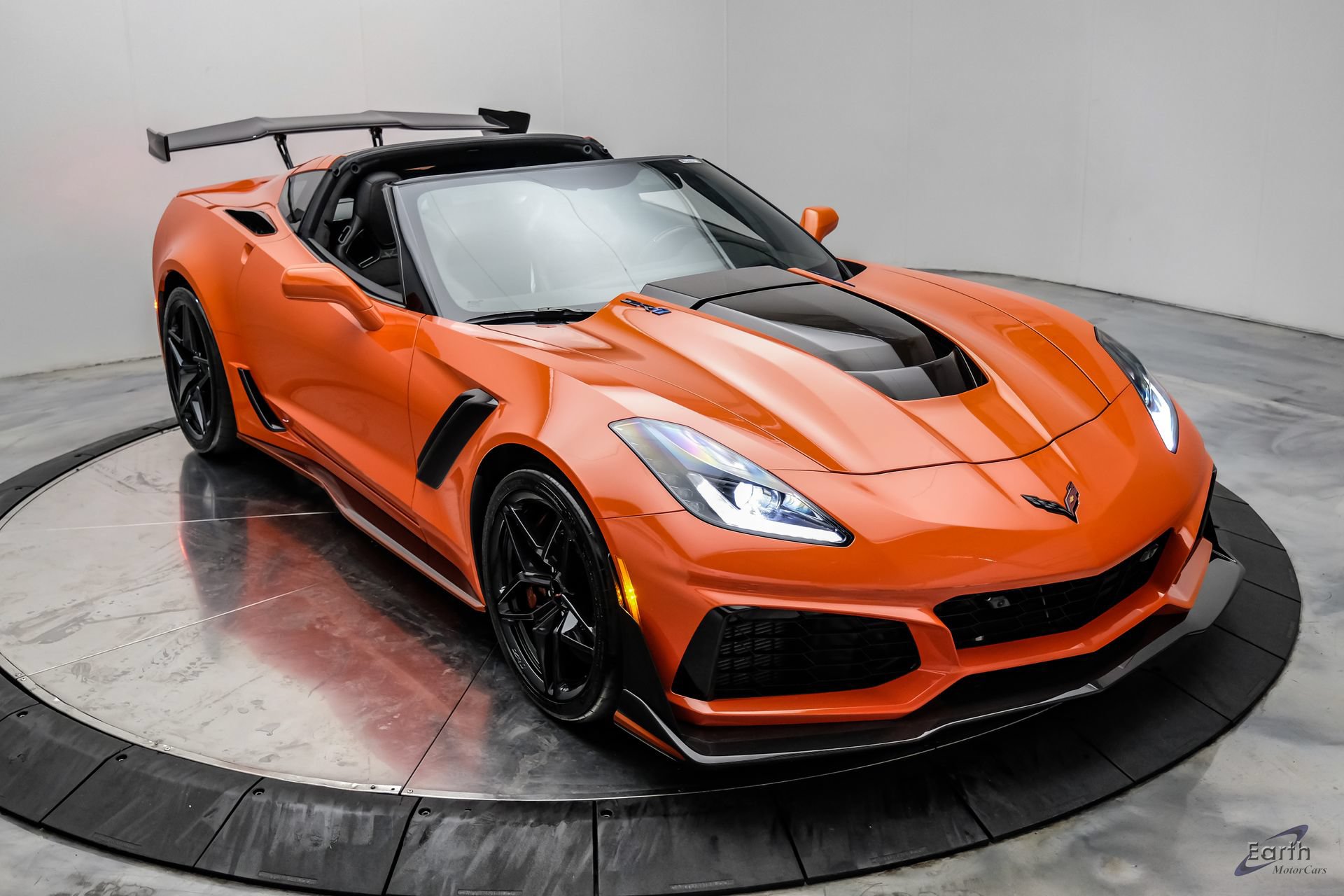 Used 2019 Chevrolet Corvette ZR1 RWD image 32