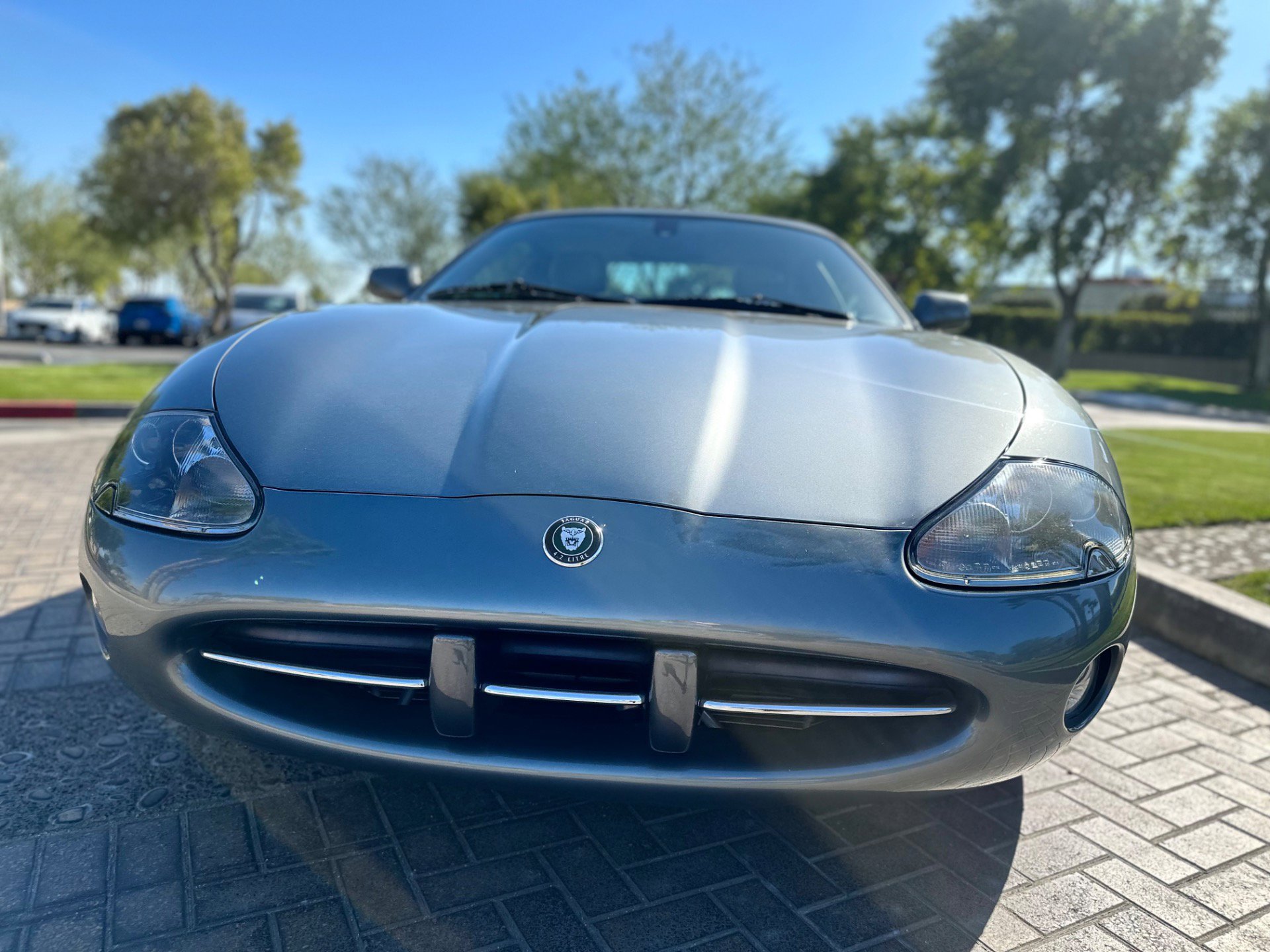 Used 2003 Jaguar XK8 Convertible image 3