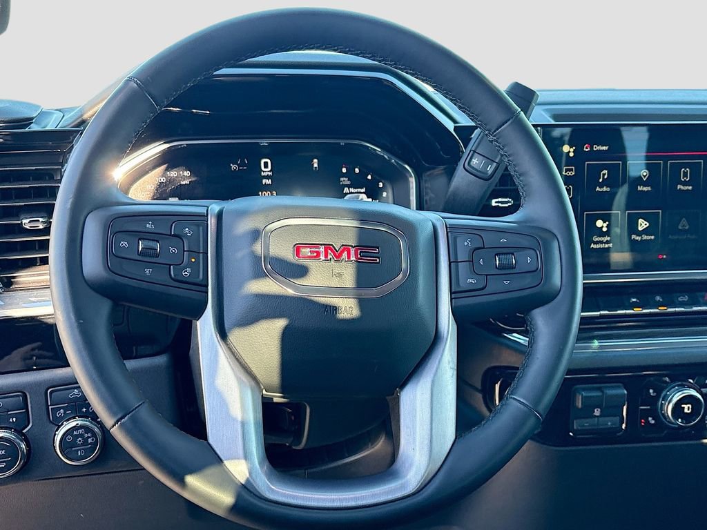 Used 2025 GMC Sierra 1500 Elevation image 11