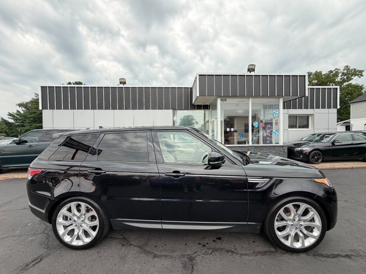 Used 2016 Land Rover Range Rover Sport HSE AWD/4WD image 9