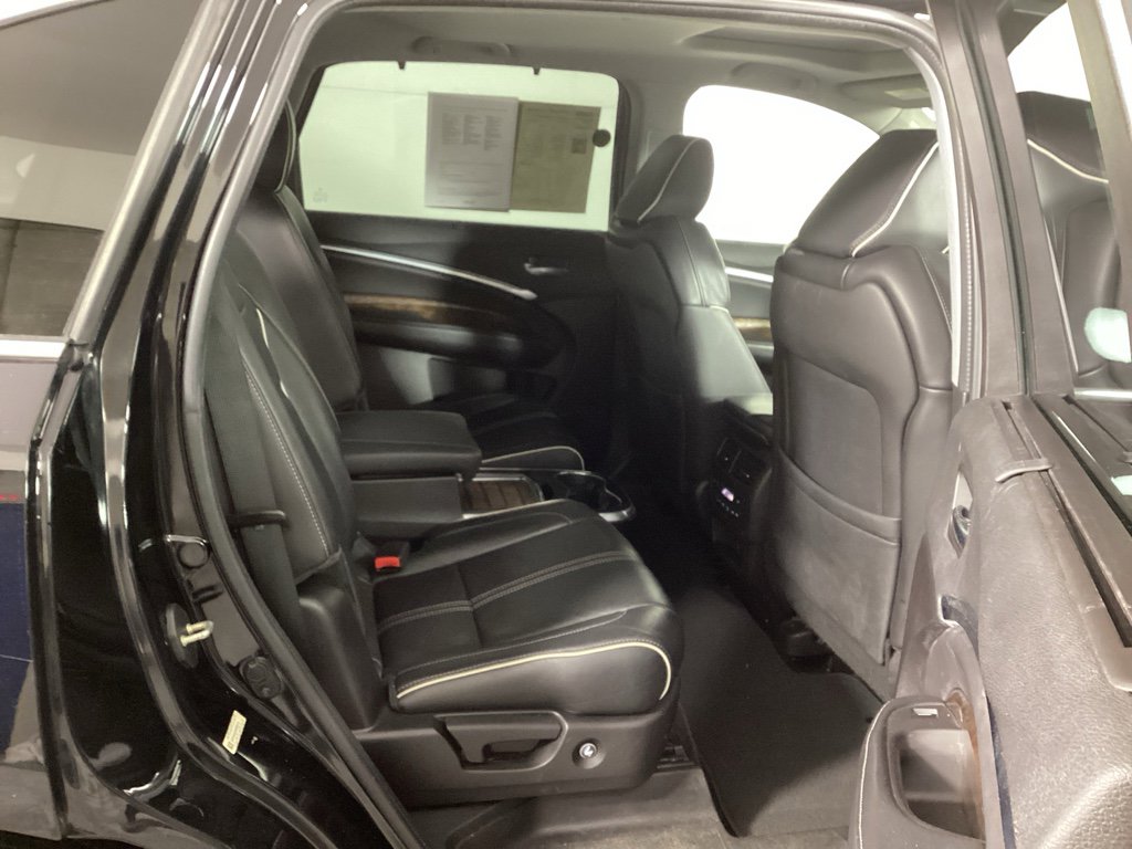 Used 2017 Acura MDX SH-AWD w/ Advance Package image 12