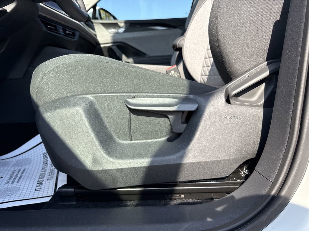 New 2025 Volkswagen Tiguan S image 23