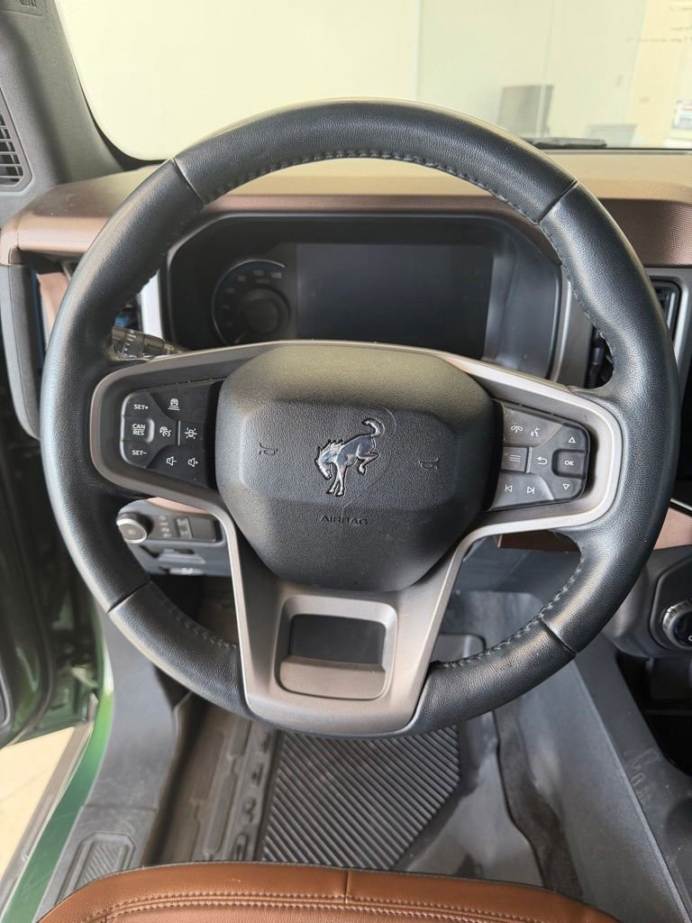 Used 2022 Ford Bronco Outer Banks AWD/4WD image 12