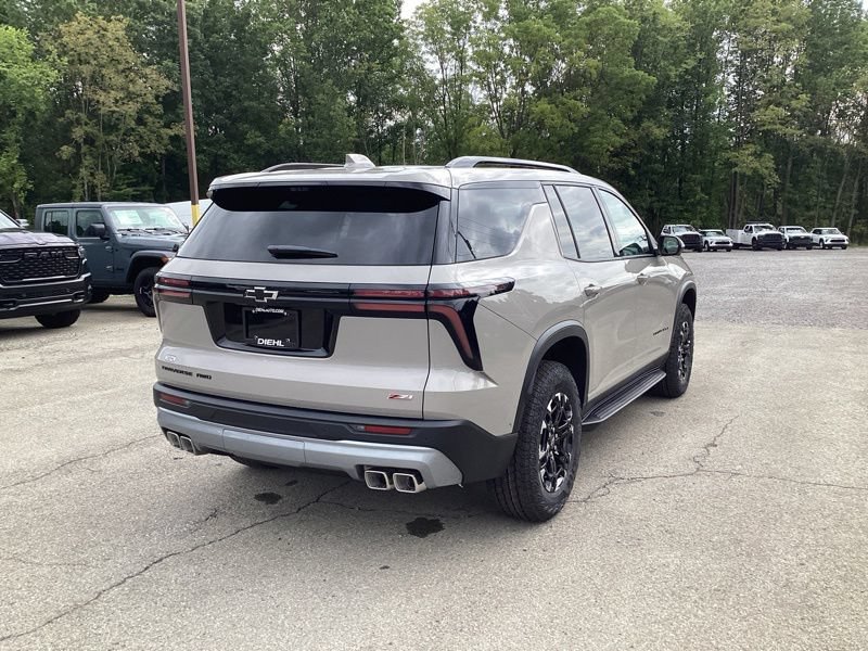 New 2027 Chevrolet Traverse Z71 w/ Enhanced Driving Package AWD/4WD image 7
