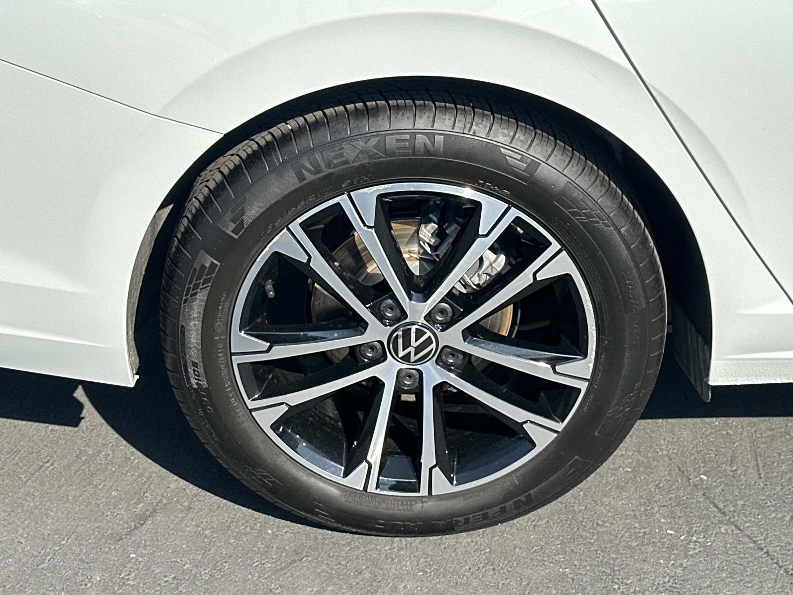 Certified 2026 Volkswagen Jetta Sport FWD image 6