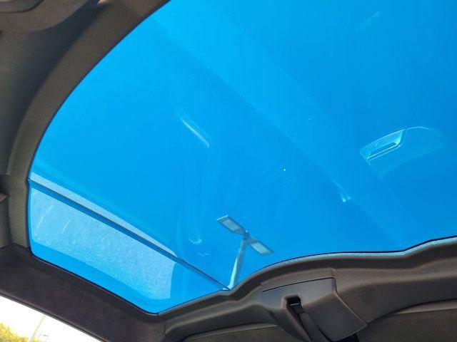 Used 2020 Chevrolet Corvette Stingray Premium Cpe w/ 3LT Preferred Equipment Group image 17