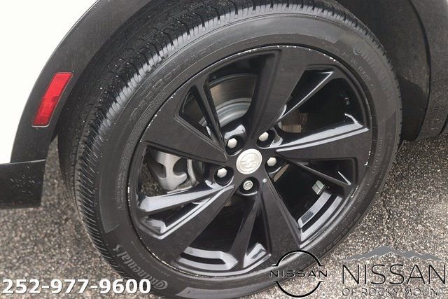 Used 2021 Buick Envision Essence w/ Sport Touring Package image 9