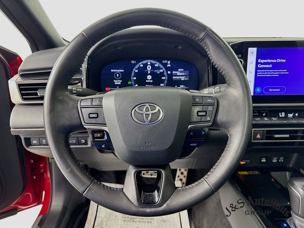 Used 2025 Toyota Camry XSE image 12