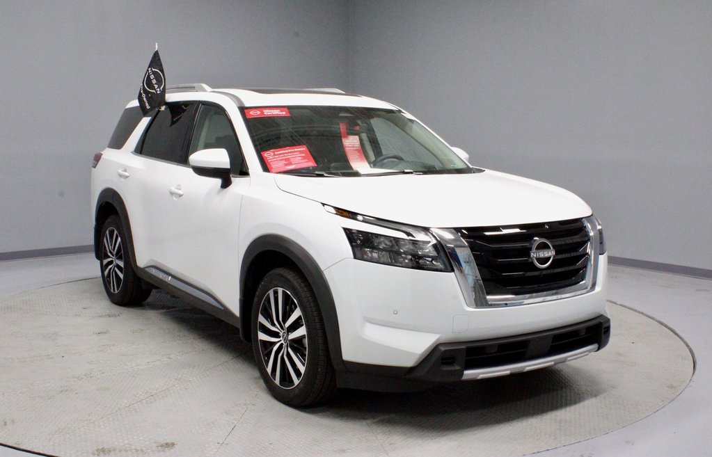 Certified 2025 Nissan Pathfinder Platinum w/ Cargo Package image 1
