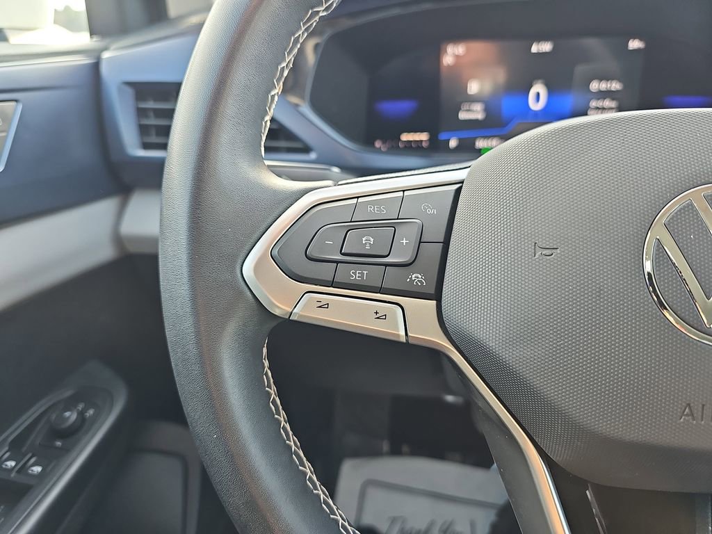 Used 2022 Volkswagen Taos SE w/ Panoramic Sunroof Package image 20