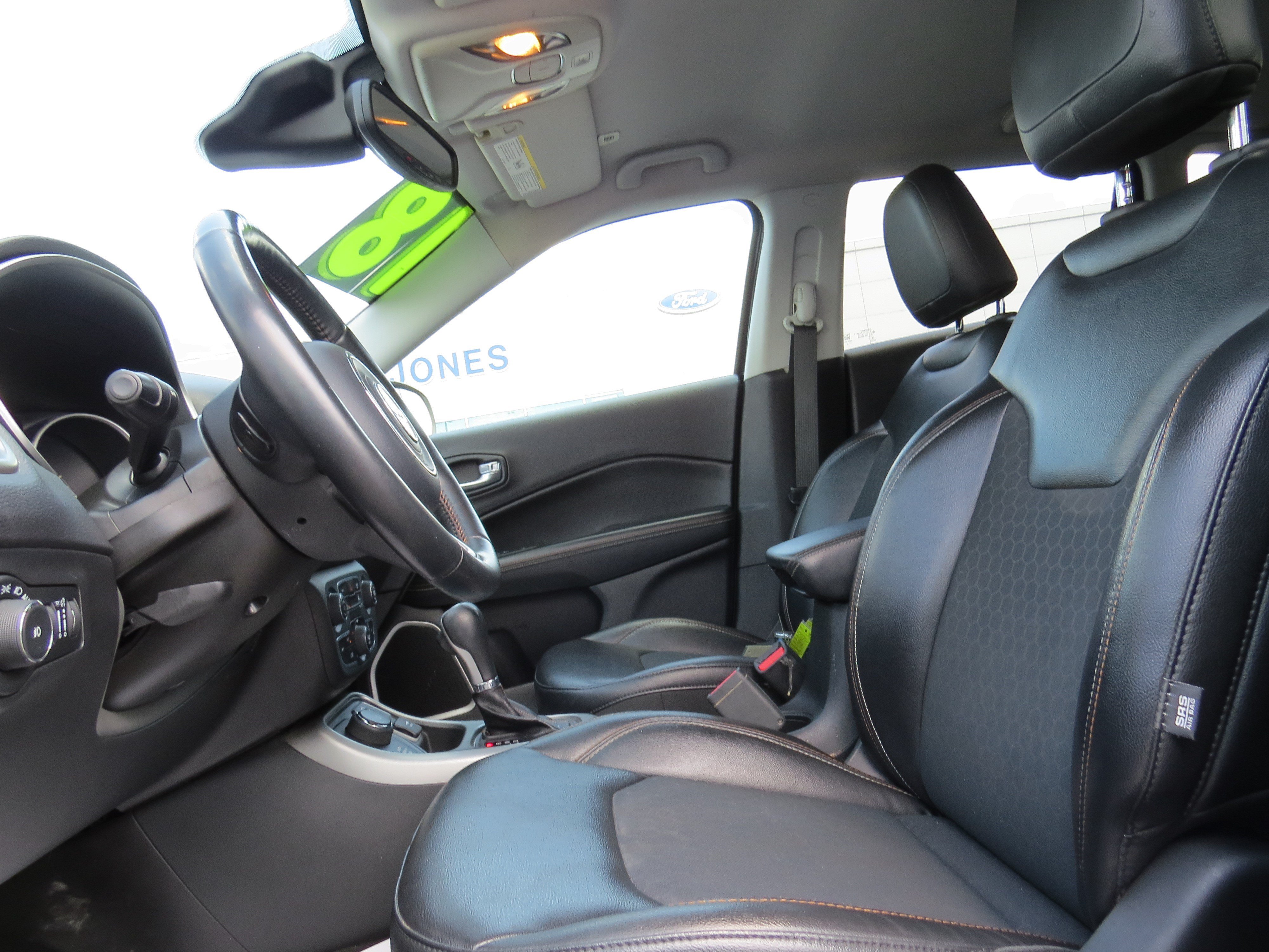 Used 2018 Jeep Compass Latitude w/ Popular Equipment Group AWD/4WD image 14