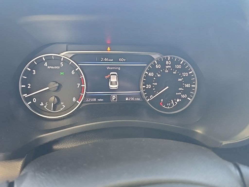 Used 2025 Nissan Sentra SR w/ Midnight Edition FWD image 2