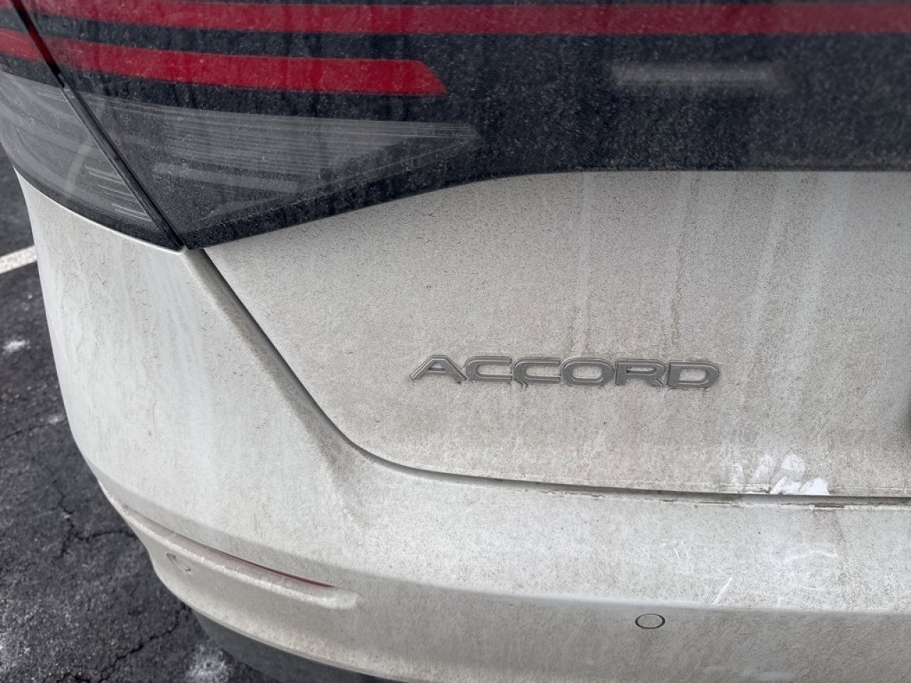 Used 2023 Honda Accord Touring image 14