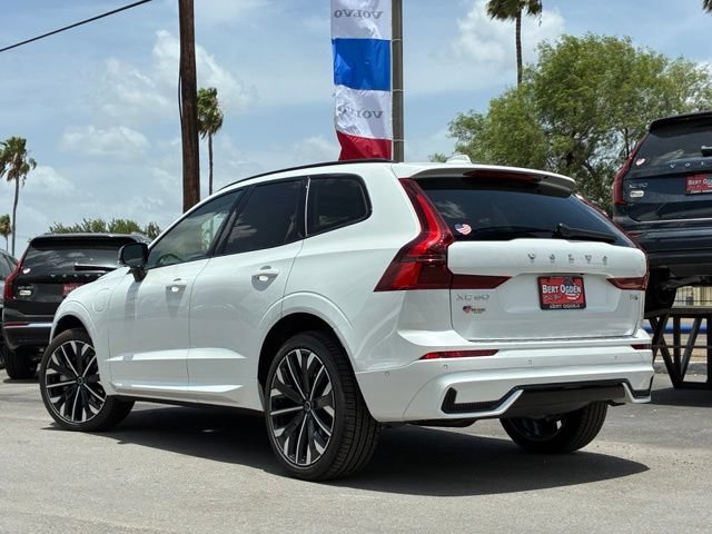 New 2026 Volvo XC60 T8 Ultra w/ Protection Package Premier AWD/4WD image 4