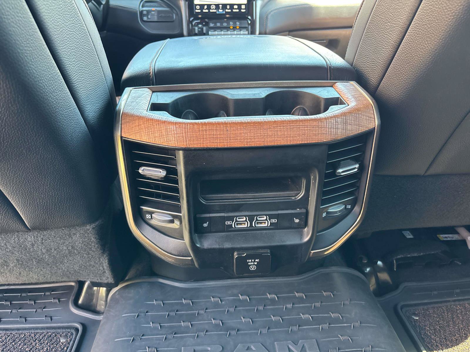 Used 2022 RAM 2500 Limited AWD/4WD image 13