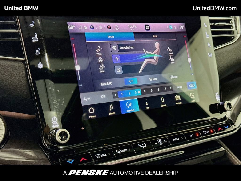 Used 2023 Jeep Wagoneer 4WD w/ Premium Group I image 11