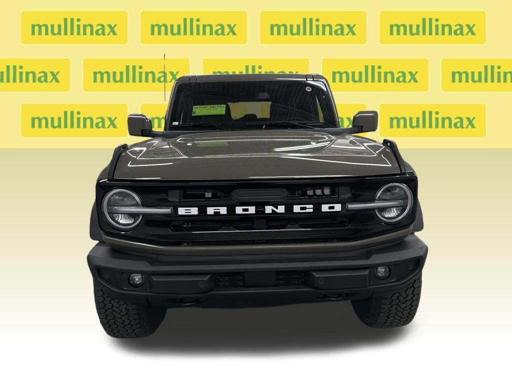 New 2026 Ford Bronco Outer Banks image 14