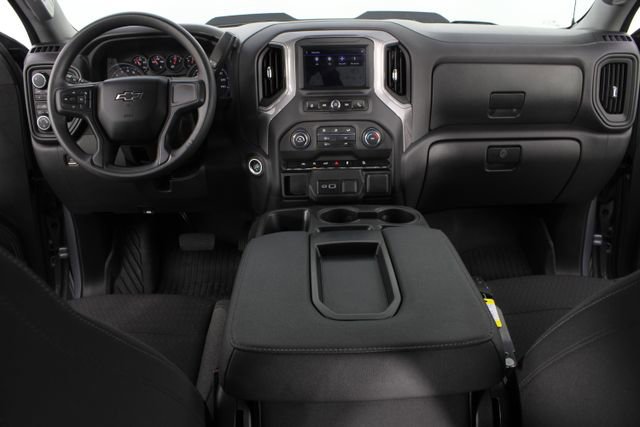 Used 2024 Chevrolet Silverado 1500 Custom Trail Boss w/ LPO, Dark Essentials Package image 9