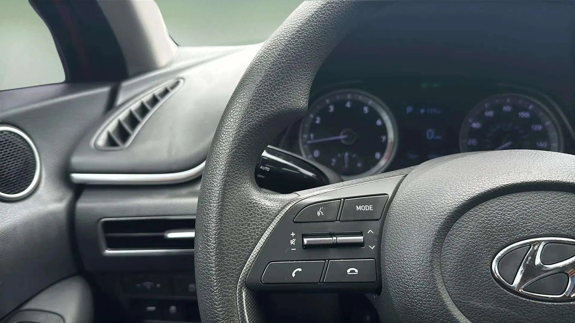 Used 2020 Hyundai Sonata SE w/ Cargo Package image 25