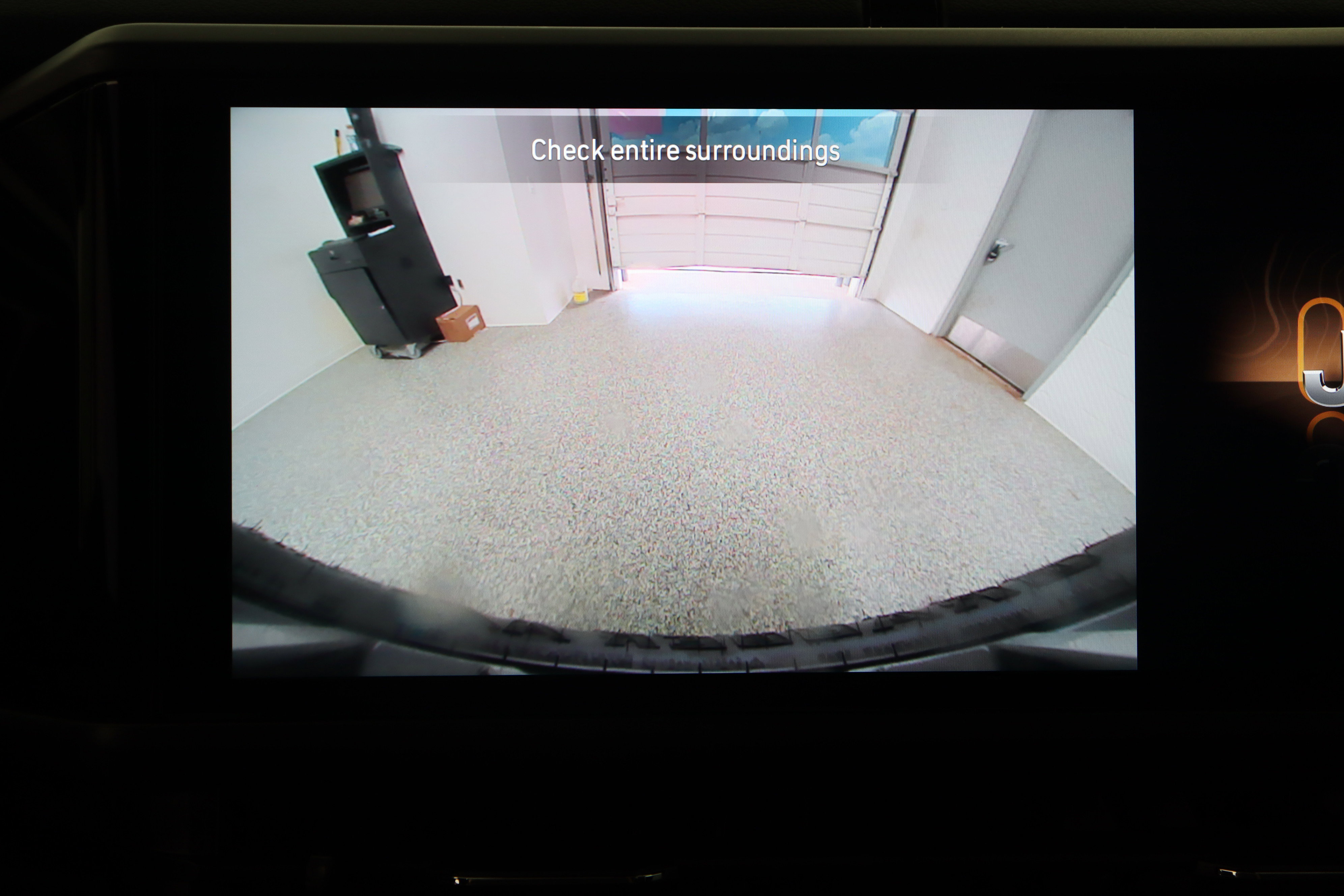 Used 2025 Jeep Wrangler Unlimited Sahara w/ Safety Group image 21