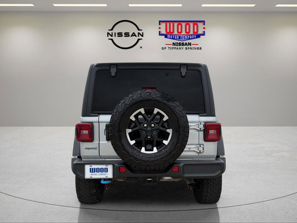 Used 2024 Jeep Wrangler Unlimited Rubicon 4xe AWD/4WD image 3